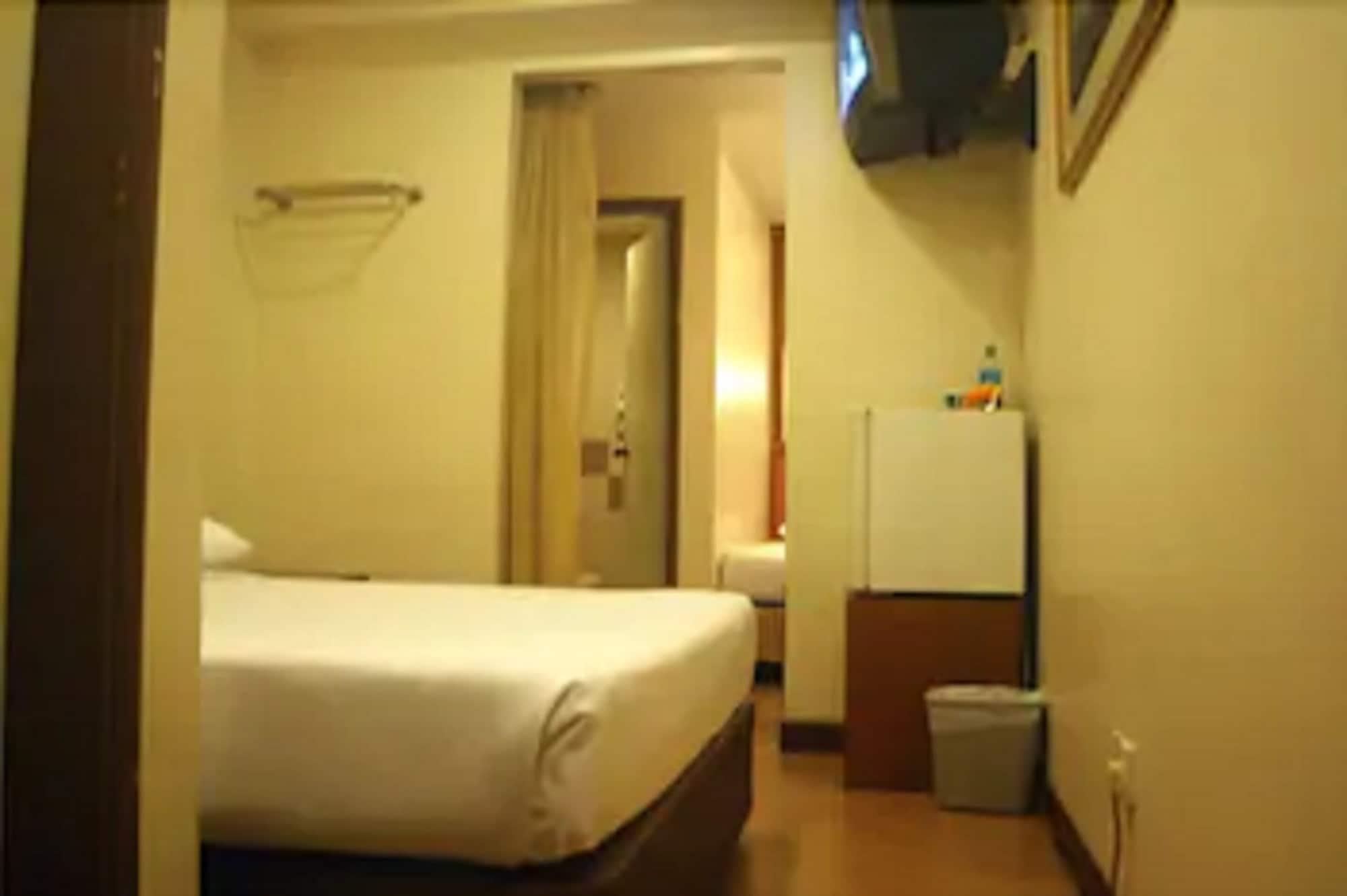 Hotel 81 Geylang Singapore Exteriör bild